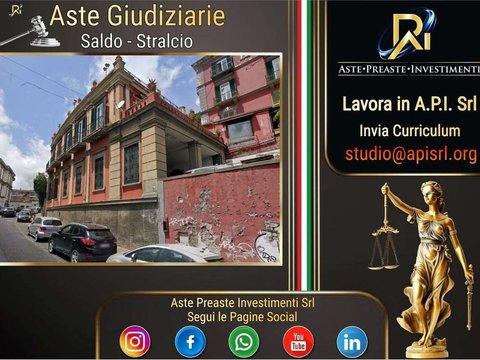 Bilocale in via Torquato Tasso, 5, Chiaia-Mergellina, Napoli