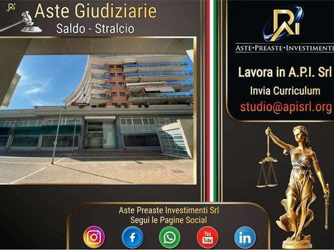 Trilocale in piazza Leon Battista Alberti, 6, Parco Leonardo, Fiumicino