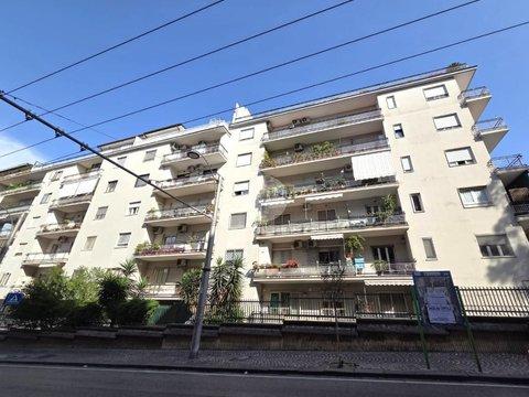 Trilocale in viale Privato degli Astronauti, 6, Capodimonte-Colli Aminei, Napoli