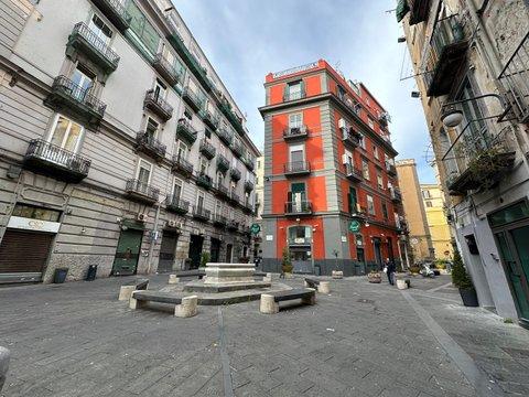 Monolocale in via Carlo Troya, s.n.c, Mercato-Pendino, Napoli