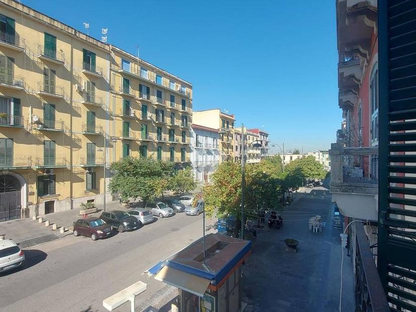 Trilocale viale Margherita 49, Ponticelli, Napoli