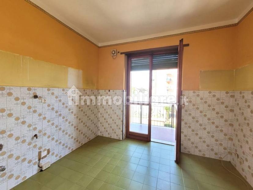 Trilocale via Pancalieri, 10, Centro, Carmagnola
