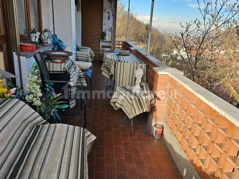 Villa bifamiliare via Bernardi, Centro, Castiglione Torinese
