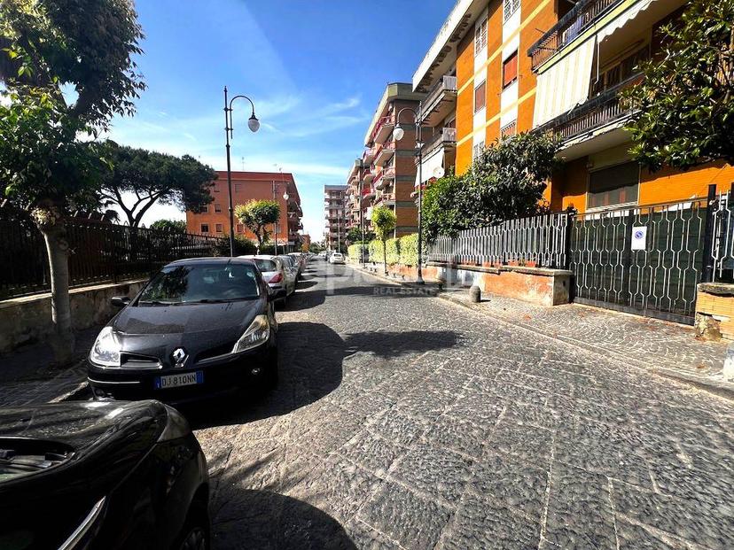 Quadrilocale via Salvatore Pagliano, Portici
