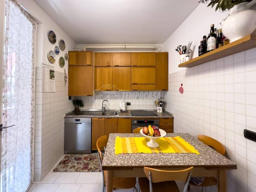 Villa a schiera via Renato Cartesio 6/18, Semicentro, Paderno Dugnano