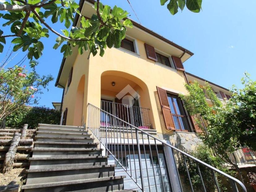 Villa a schiera via dei Glicini 11, Poggio Ai Giubbiani, Reggello