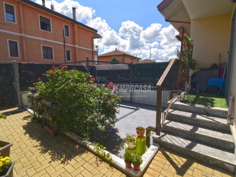 Villa a schiera via BORSELLINO 4, Brandizzo