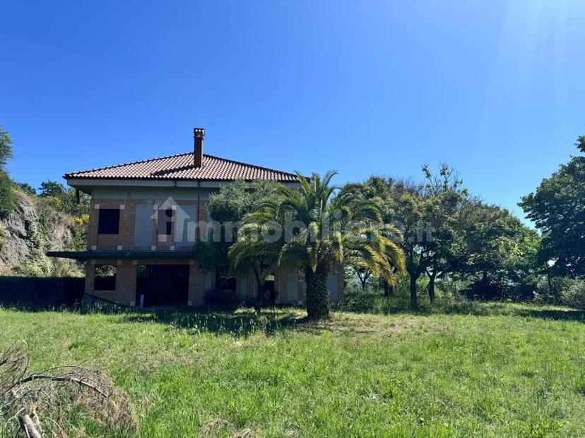 Villa unifamiliare Strada delle Piane, Campagnano di Roma