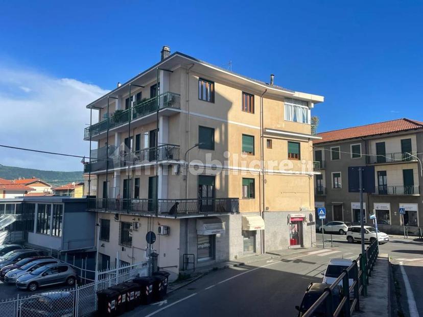 Quadrilocale via Torino 1, Centro, Giaveno
