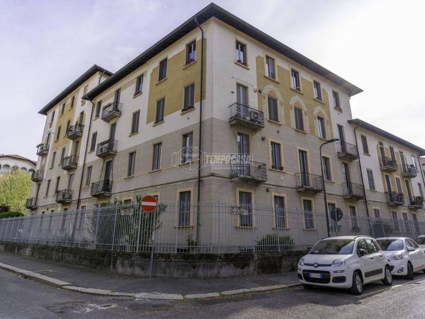 Trilocale viale Tibaldi 53, Corso San Gottardo, Milano