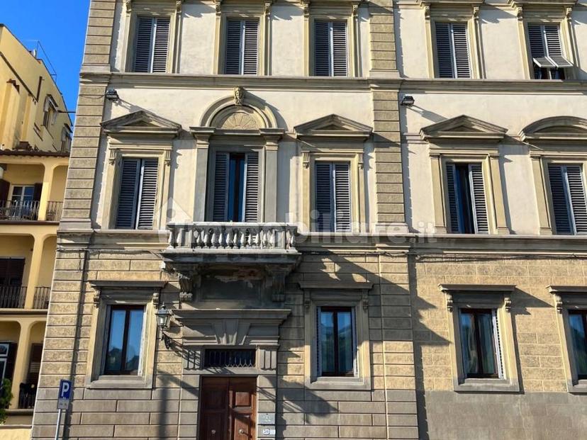 Appartamento Lungarno della Zecca Vecchia 20, Santa Croce, Firenze