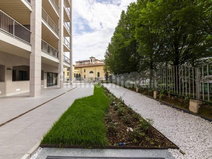 Trilocale nuovo, primo piano, Certosa, Milano
