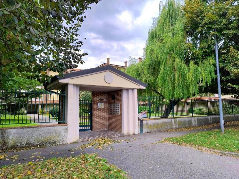 Bilocale via Giuseppe Verdi 38, Centro, Mediglia