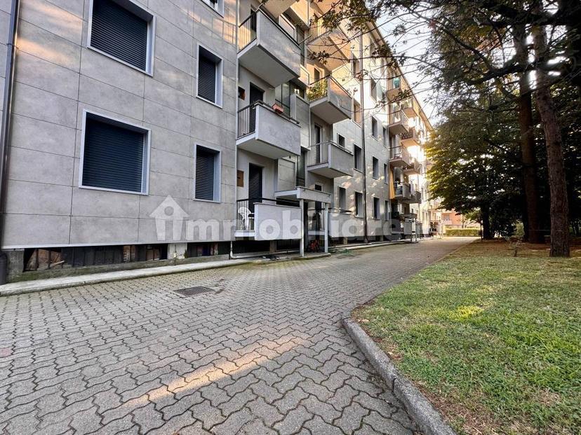 Trilocale via Nazario Sauro 79, Flora, Legnano