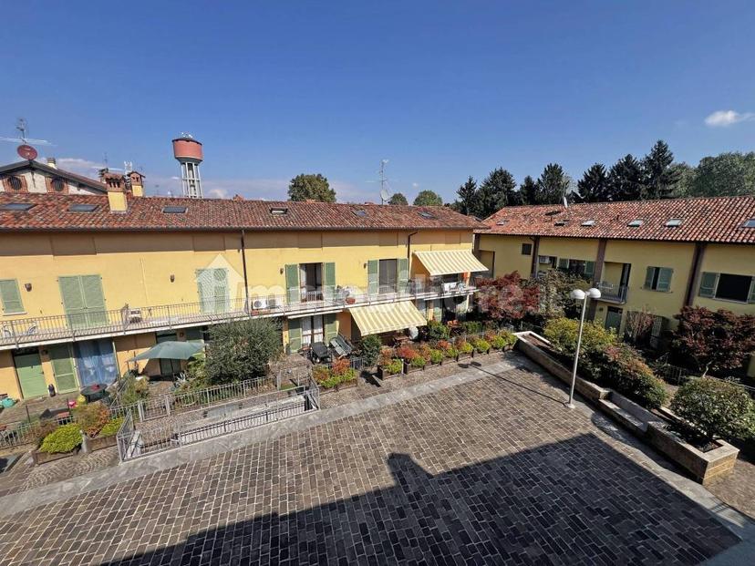 Villa a schiera via Alberto Riboldi, Centro, Cassano d'Adda