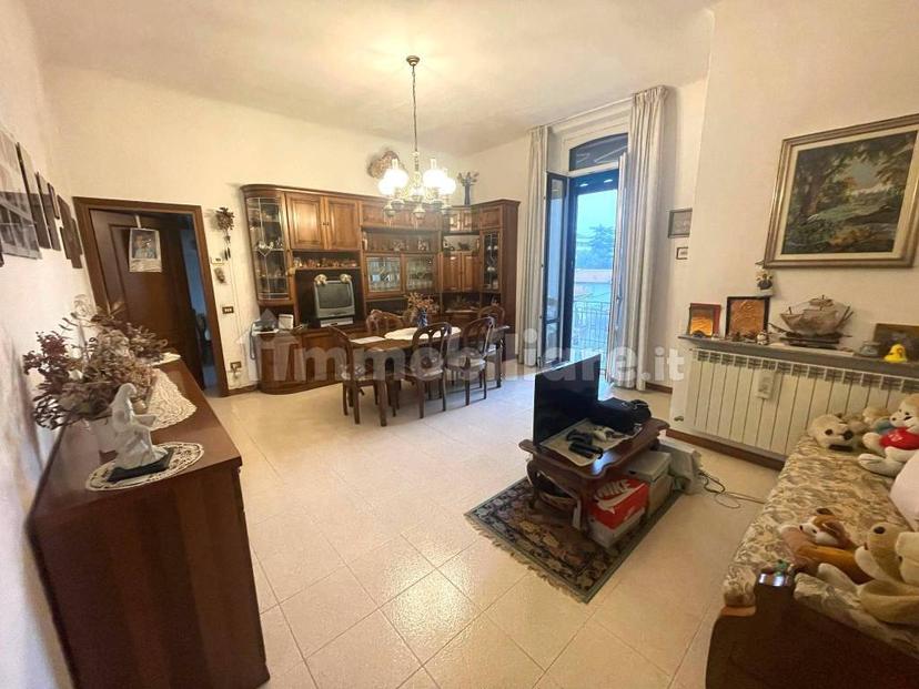 Trilocale via Alessandro Volta 60, Legnarello, Legnano
