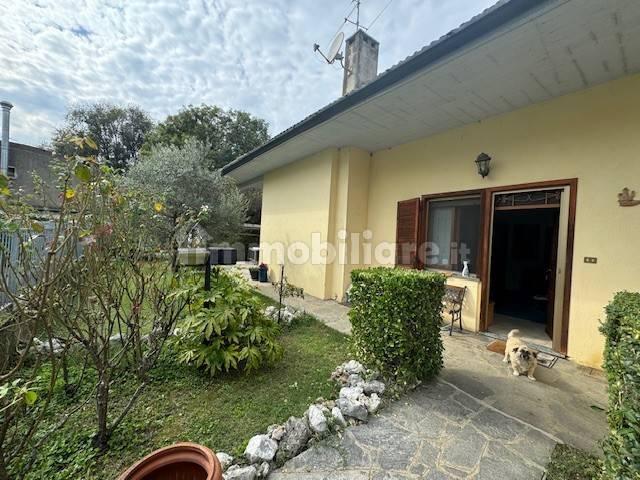 Villa bifamiliare via Don Giovanni Minzoni 18, Centro, Mediglia
