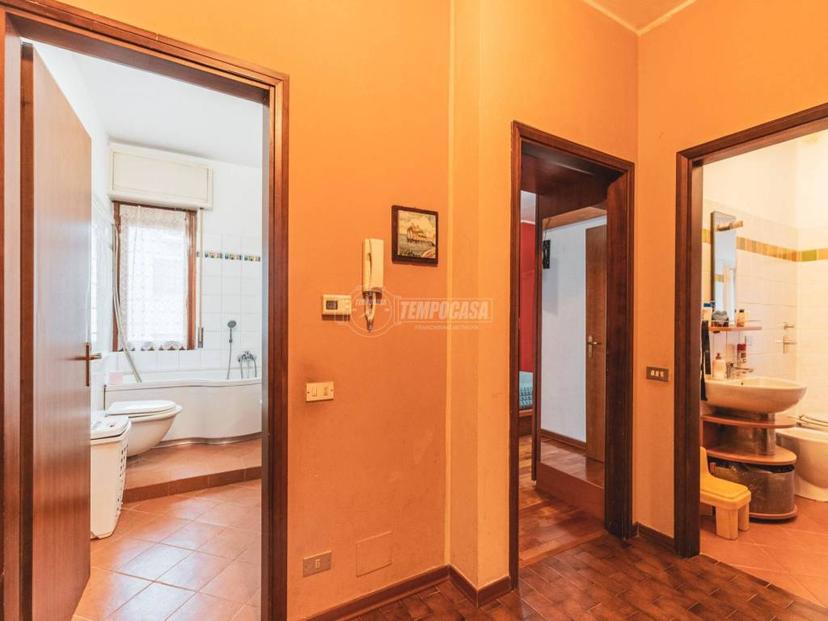 Trilocale via Vittorio Alfieri 5, Centro, Settimo Milanese