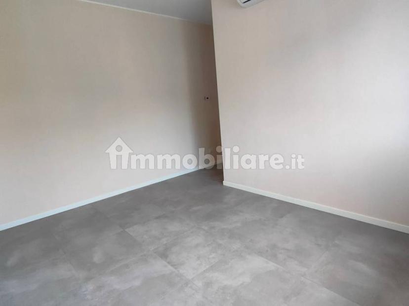 Trilocale via Palermo 1, Melzo