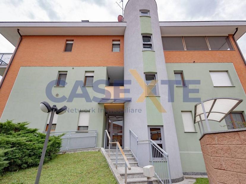 Trilocale via Cacciatori delle Alpi 25, Centro, Settimo Milanese