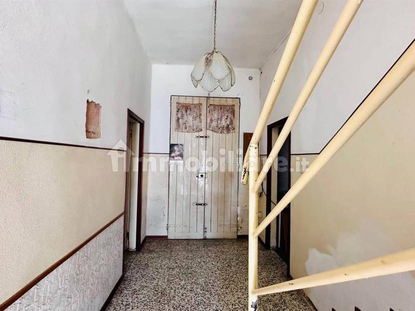 Villa unifamiliare via Gambellara  58/A, Sasso Morelli, Sesto Imolese, Imola