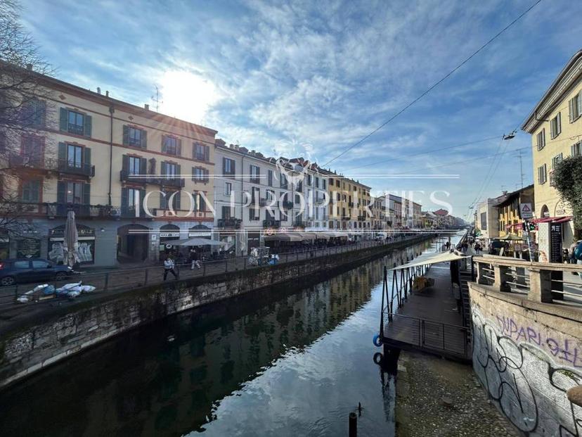 Vendita appartamento Alzaia Naviglio Grande Milano (MI)