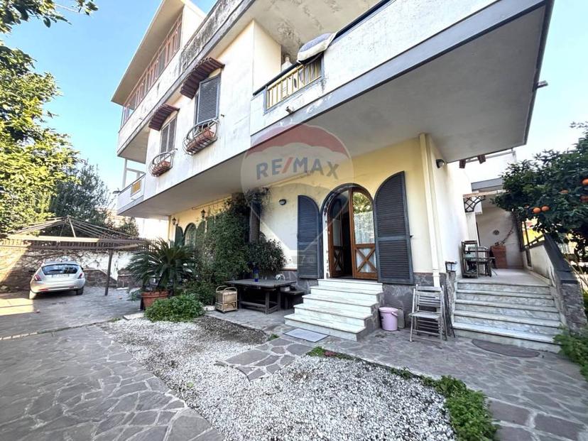 Vendita casa indipendente Via Salvo D'Acquisto San Vitaliano (NA)